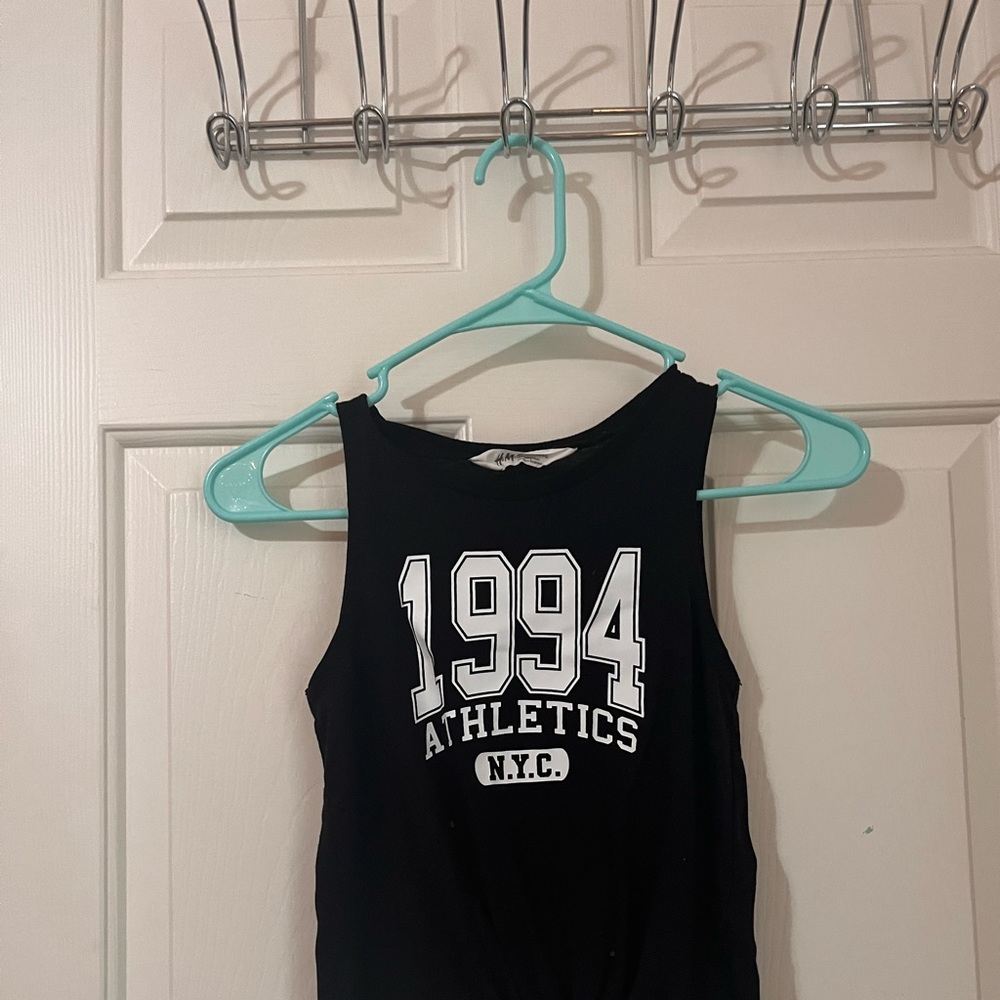 H&m tee
